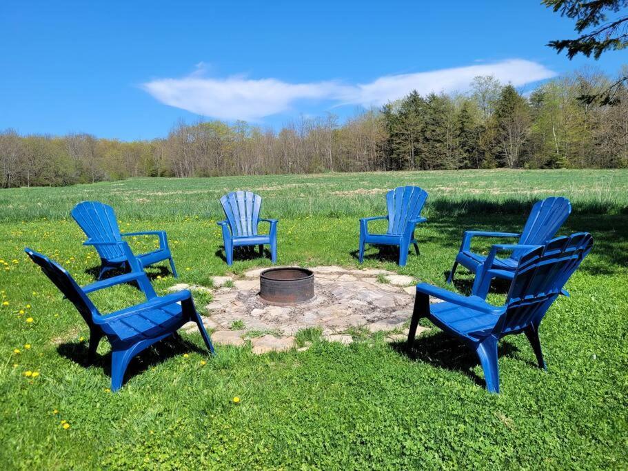 Family Friendly Cottage ☆Walking Distance To Beach 라이언스 헤드 외부 사진