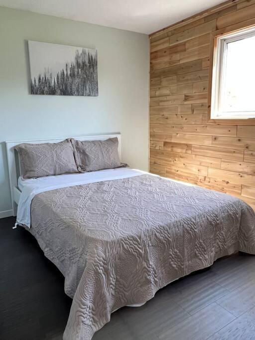 Family Friendly Cottage ☆Walking Distance To Beach 라이언스 헤드 외부 사진